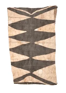 Australian Indigenous (Aboriginal and Torres Strait Islander) artwork by SARAH UGIBARI of Omie Artists. The title is Mododa’e diburi’e hijë’oho (sihoti’e taliobamë’e) - The Tail-Feathers of the Swift in Flight. [OM10-065] (Mud, Nioge (Barkcloth))