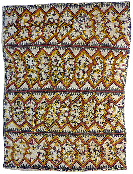 Australian Indigenous (Aboriginal and Torres Strait Islander) artwork by SARAH UGIBARI of Omie Artists. The title is Ujawé soru’e (jö’o sor’e ohu’o taigu taigu’e) ohu’o mokoj’e an’e – Men’s ceremonial initiation tattoos (uncurling fern fronds and pattern of a leaf) and beaks of the parrot. [14-112] (Natural Pigments on Nioge (Barkcloth))